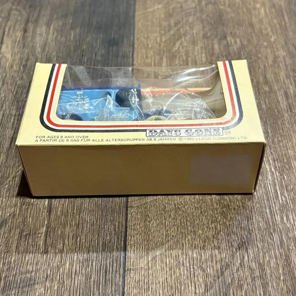 Vintage Lledo Days Gone DG 6-8 Lindt Switzerland Blue Diecast  1986
